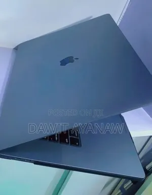 New Laptop Apple MacBook Pro 2019 16GB Intel Core I9 SSD 512GB