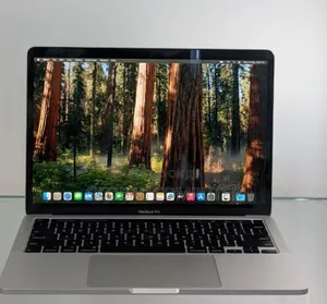 Photo - New Laptop Apple MacBook Pro 2020 8GB Intel Core I5 SSD 256GB