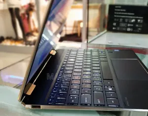Photo - New Laptop HP Spectra 13 16GB Intel Core I7 SSD 1T
