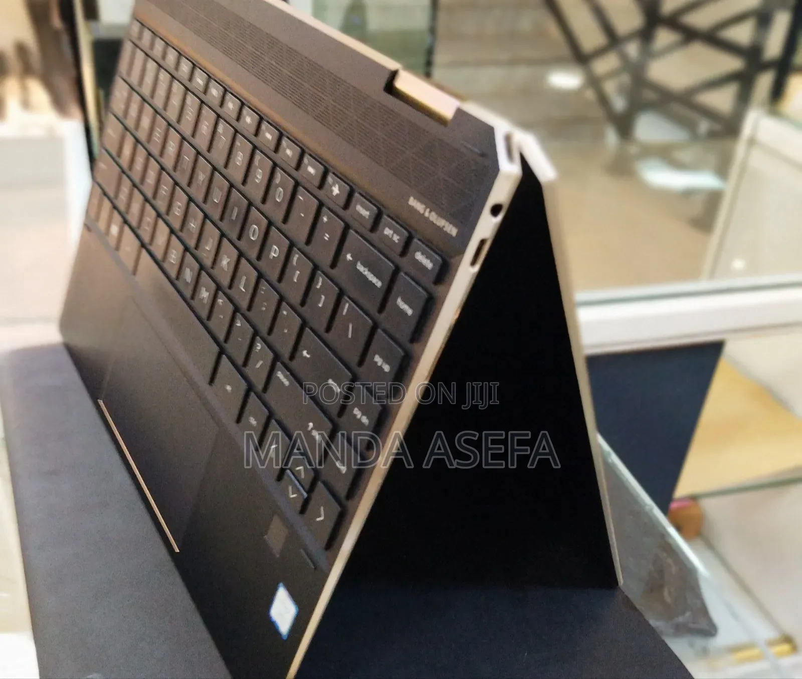 New Laptop HP Spectra 13 16GB Intel Core I7 SSD 1T