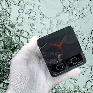 Photo - Power Your Ears: M90