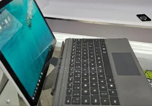 New Laptop Microsoft Surface Pro 7 8GB Intel Core I5 SSD 256GB