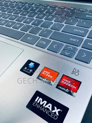 New Laptop HP Pavilion 15 32GB AMD Ryzen 7 SSD 1T