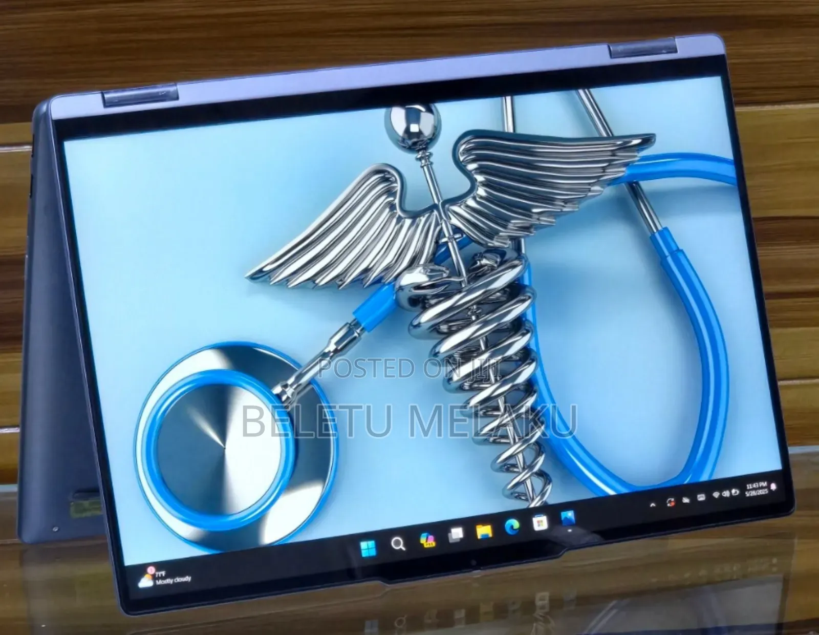 New Laptop Lenovo Yoga 7i 16GB Intel Core I7 SSD 512GB