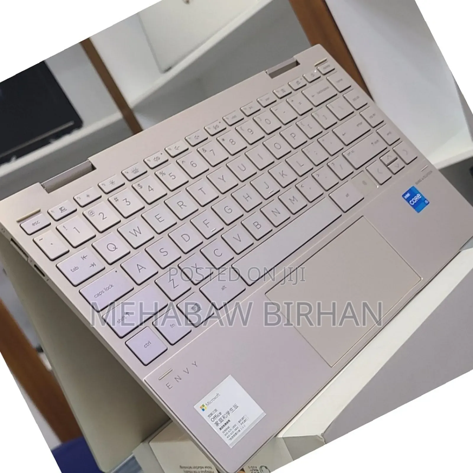 New Laptop HP Envy X360 8GB Intel Core I5 SSD 512GB