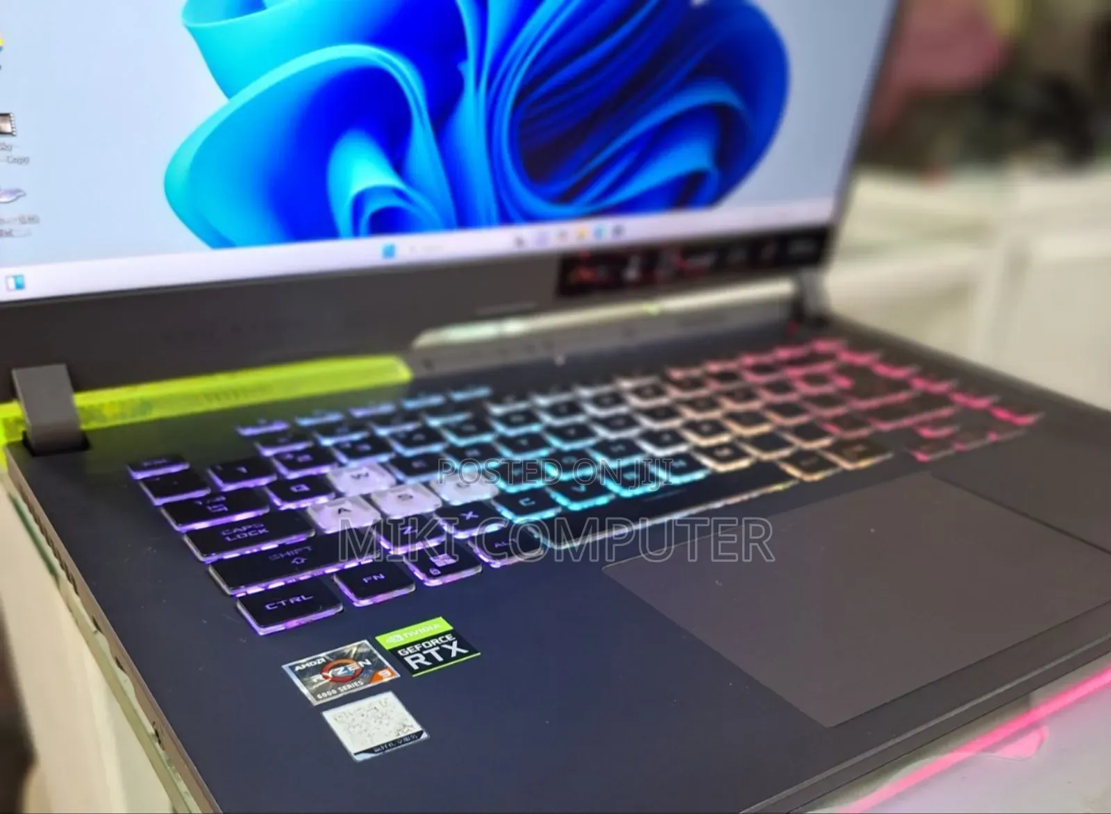 New Laptop Asus ROG Strix G15 16GB AMD Ryzen 9 SSD 512GB