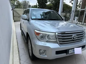 Toyota Land Cruiser 2016 Silver