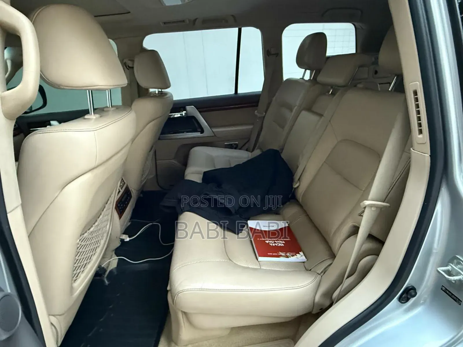 Toyota Land Cruiser 2016 Silver