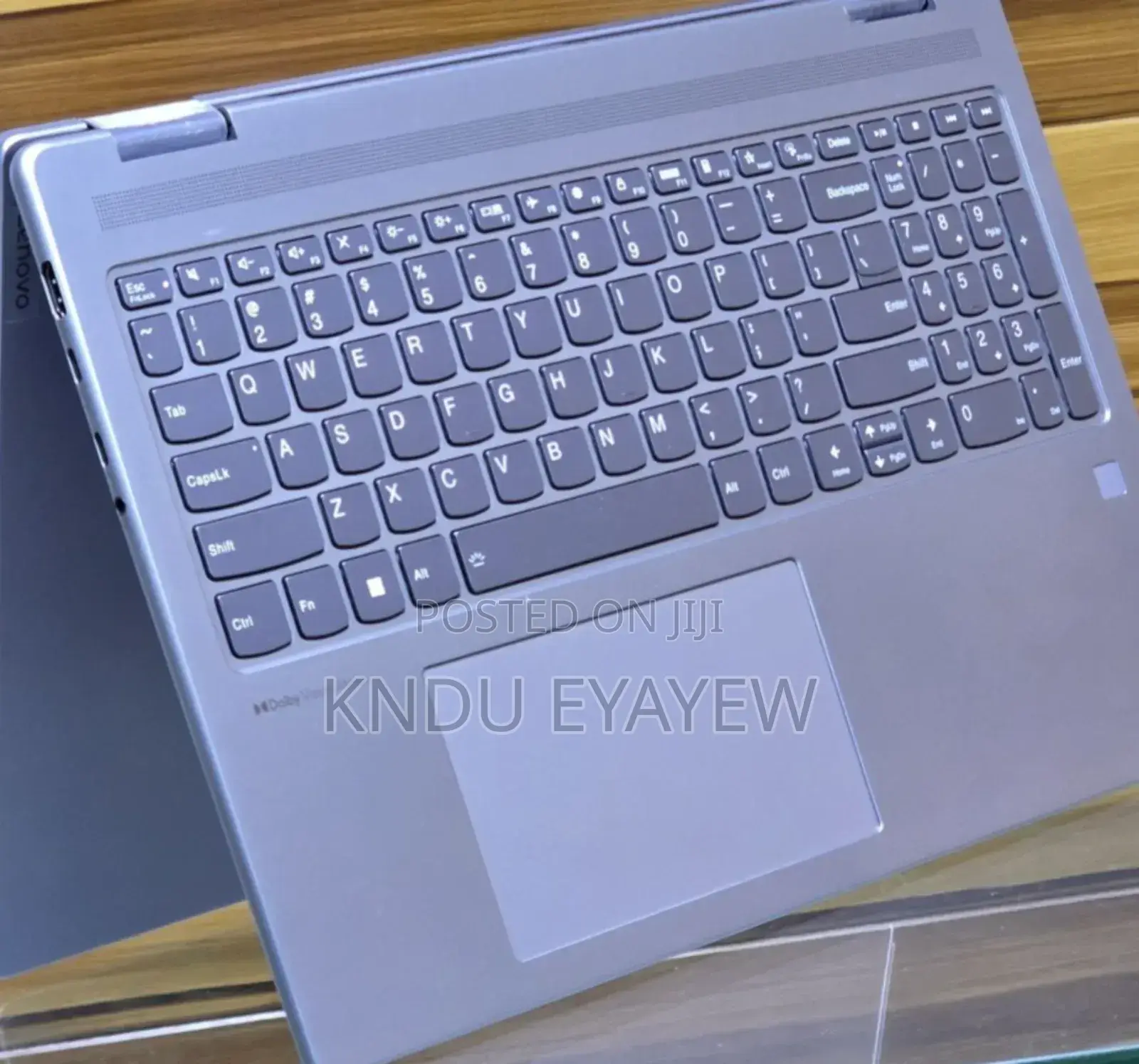 New Laptop Lenovo Yoga 7i 16GB Intel Core I7 SSD 512GB