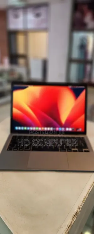 New Laptop Apple MacBook Air 2020 M1 8GB Apple M1 SSD 256GB