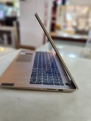 New Laptop Lenovo Ideapad 3 8GB Intel Core I3 SSD 256GB