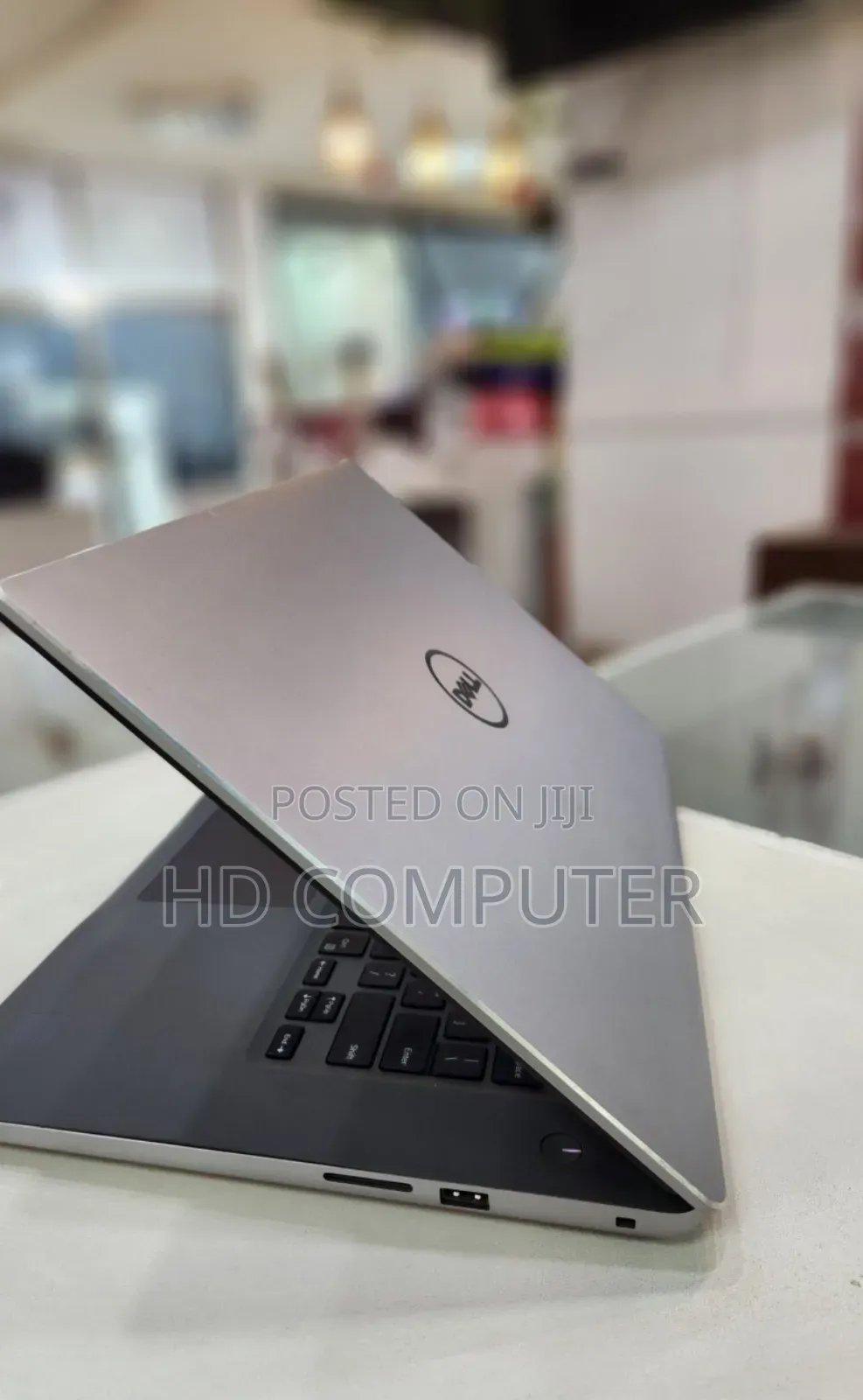 New Laptop Dell Inspiron 15 8GB Intel Core I5 HDD+SSD 1T