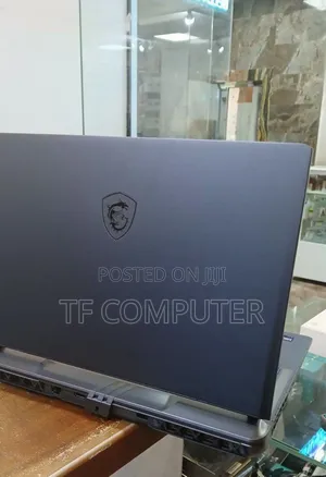 New Laptop MSI Vector 17 HX AI A2XWJG 16GB Intel Core Ultra 7 SSD 1T