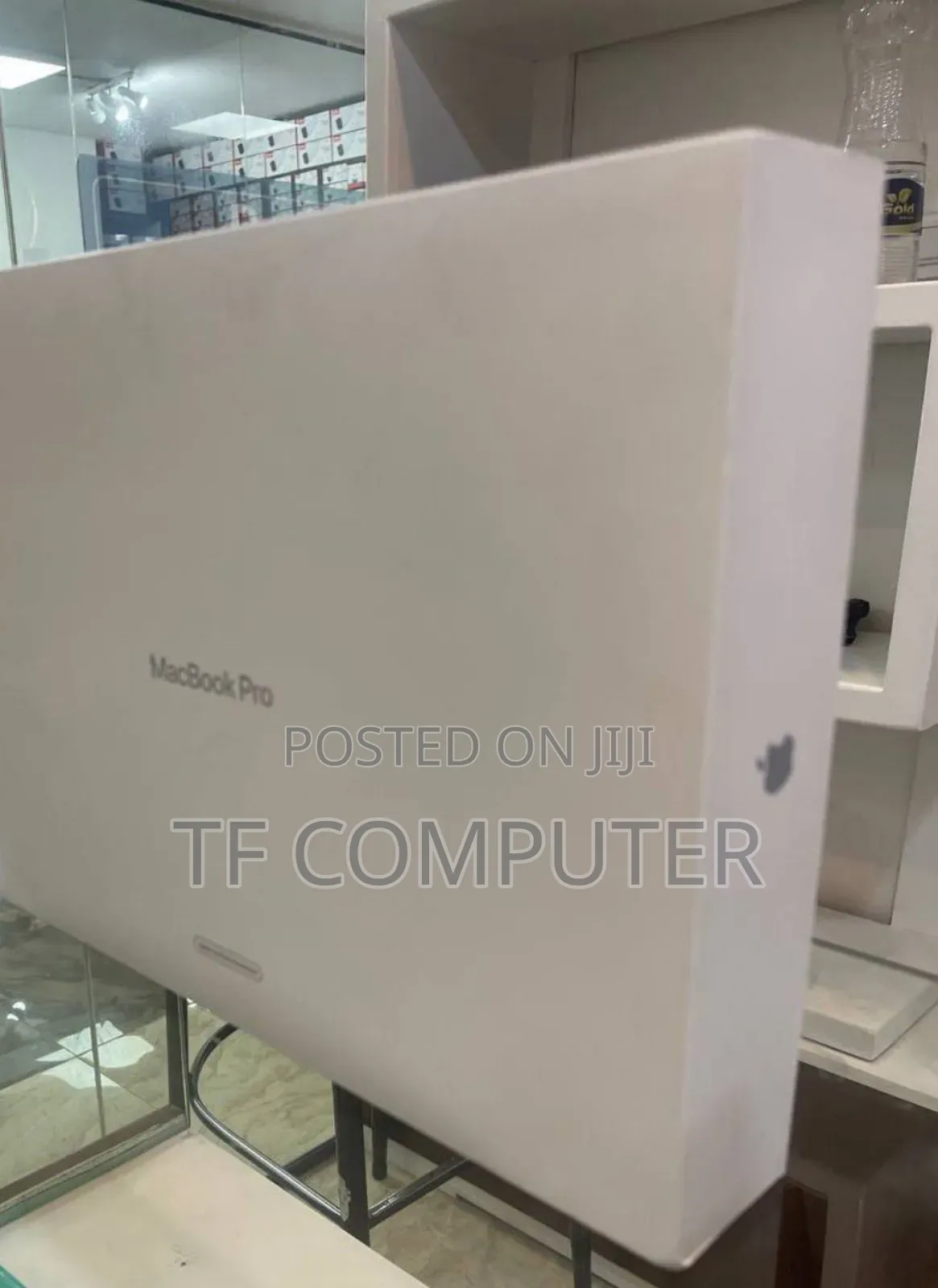 New Laptop Apple MacBook Pro 2023 M2 16GB Apple M2 SSD 4T