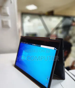 Photo - New Laptop Lenovo ThinkPad Yoga 370 8GB Intel Core I5 SSD 512GB