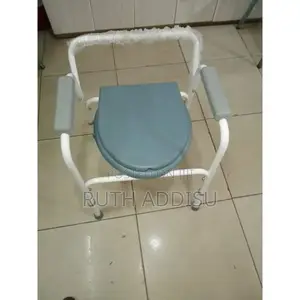 Photo - Toilet Chair黨派commode Chair鬥爭toilet Chair愛國commode Chair