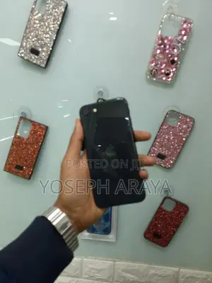 Apple iPhone SE (2020) 64 GB Black