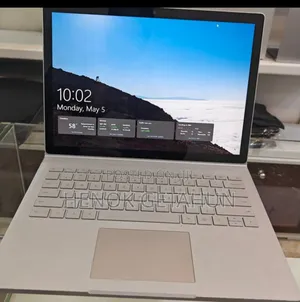 New Laptop Microsoft Surface Book 3 16GB Intel Core I7 SSD 256GB