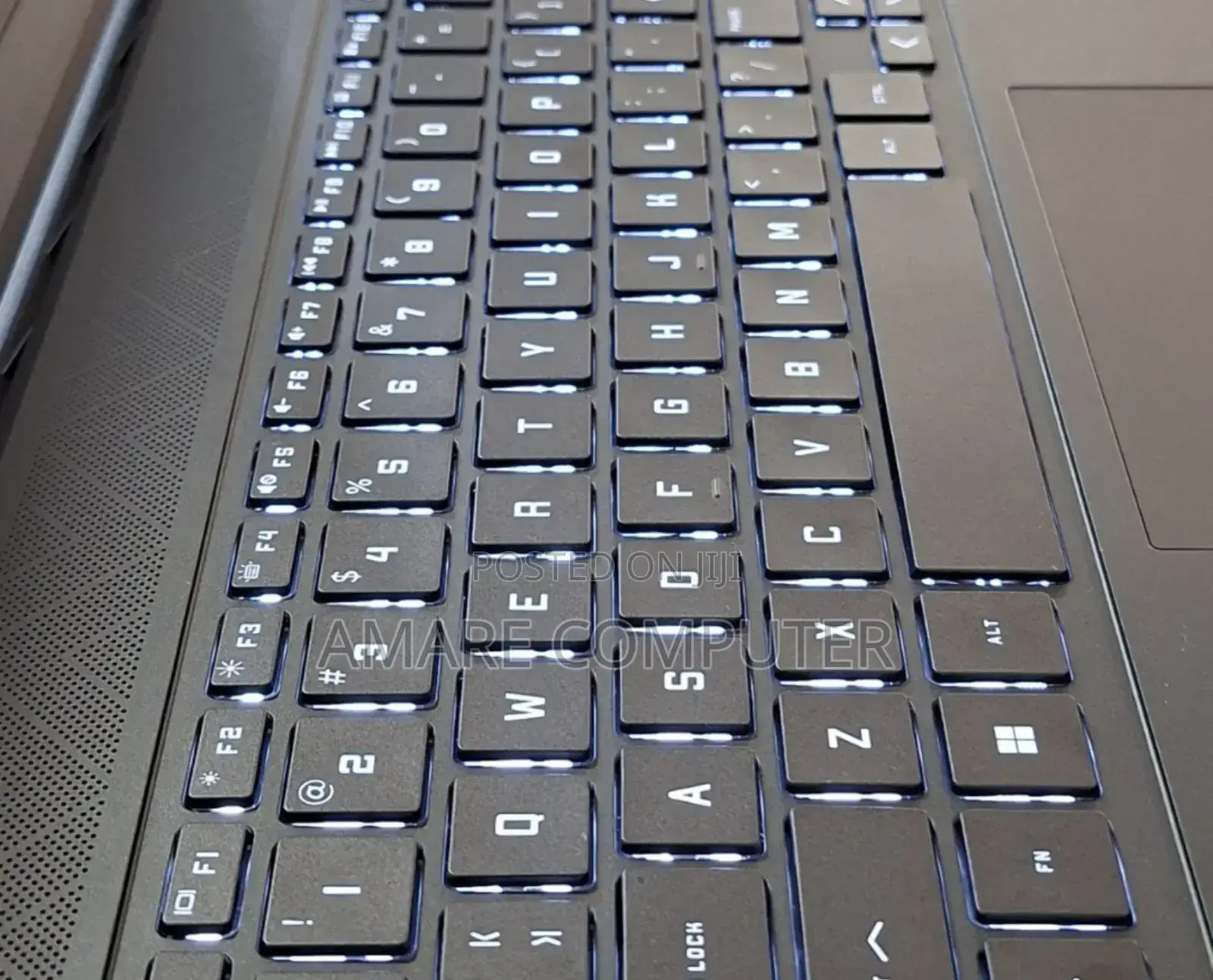 New Laptop HP Victus 15 16GB AMD Ryzen 7 SSD 512GB