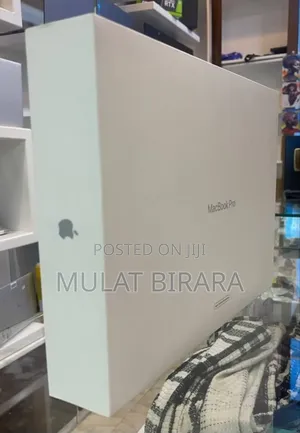 Photo - New Laptop Apple MacBook Pro 2023 M2 Pro 14-Inch 16GB Apple M2 SSD 4T