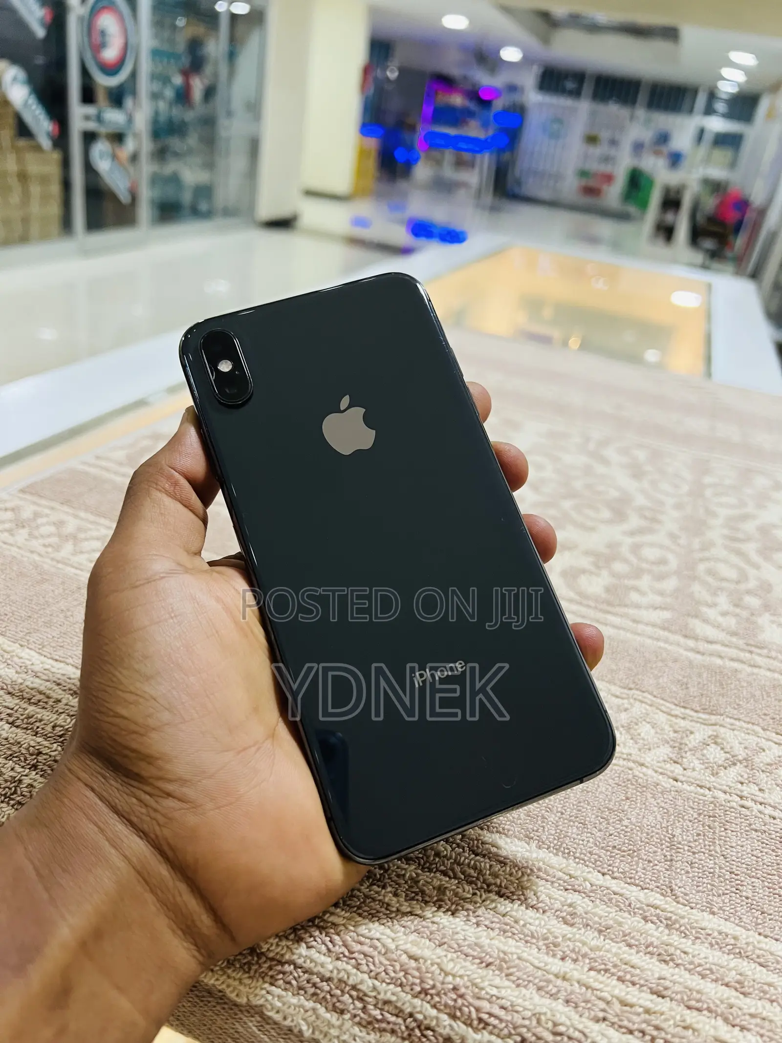 Apple iPhone XS Max 64 GB Black