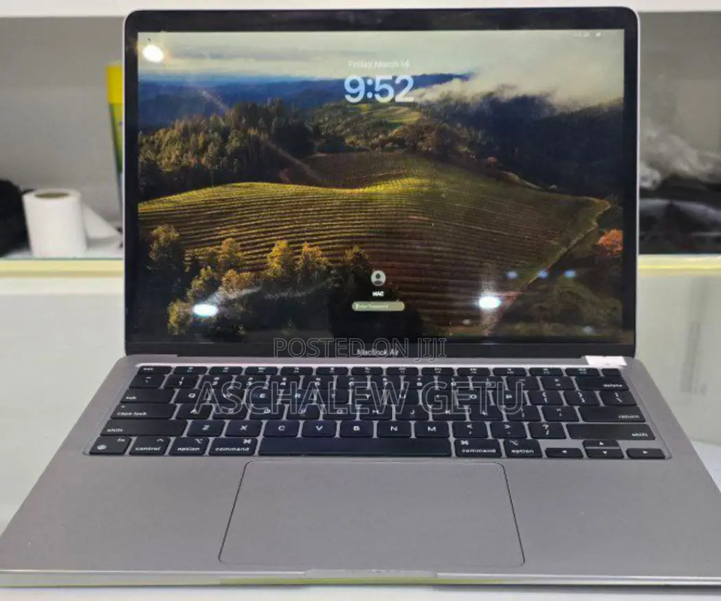 New Laptop Apple MacBook Air 2020 8GB Apple M1 SSD 256GB