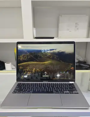 New Laptop Apple MacBook Air 2020 8GB Apple M1 SSD 256GB