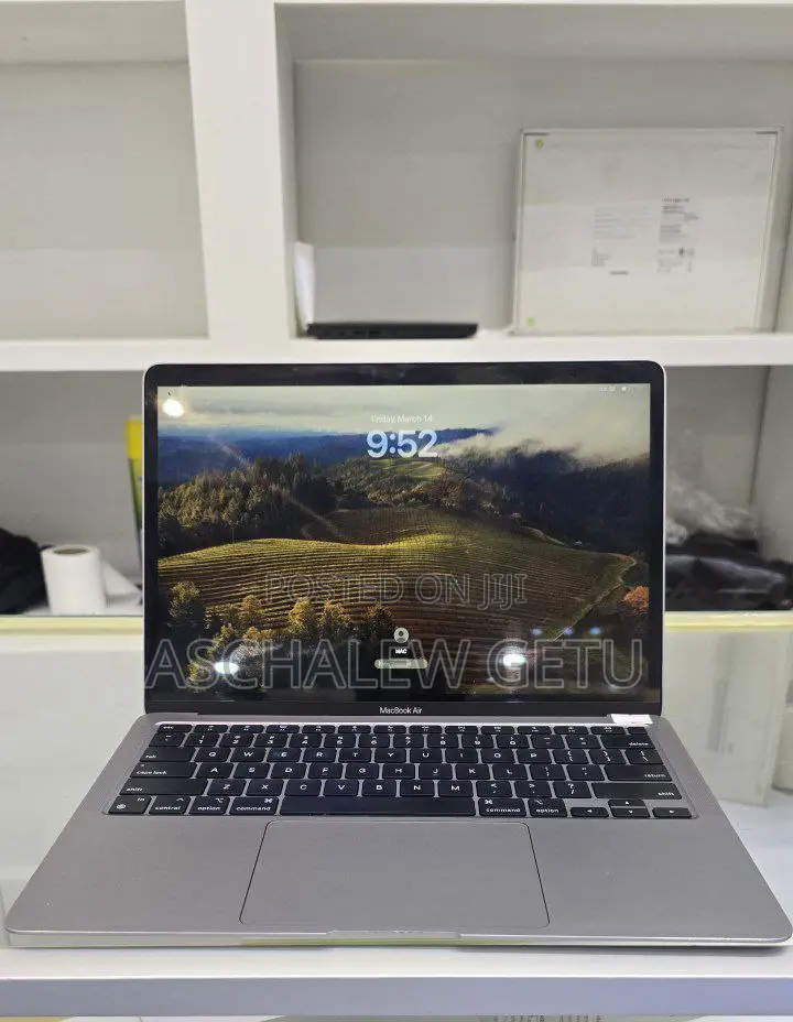 New Laptop Apple MacBook Air 2020 8GB Apple M1 SSD 256GB