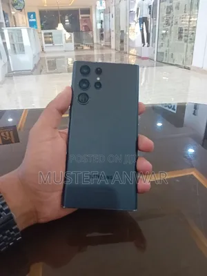 New Samsung Galaxy S22 Ultra 256 GB Black