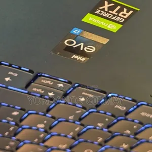 Photo - New Laptop Lenovo ThinkPad Yoga 16GB Intel Core I7 SSD 1T