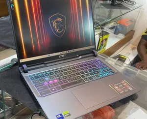 New Laptop MSI Vector GP68 HX 13V 16GB Intel Core Ultra 7 SSD 1T