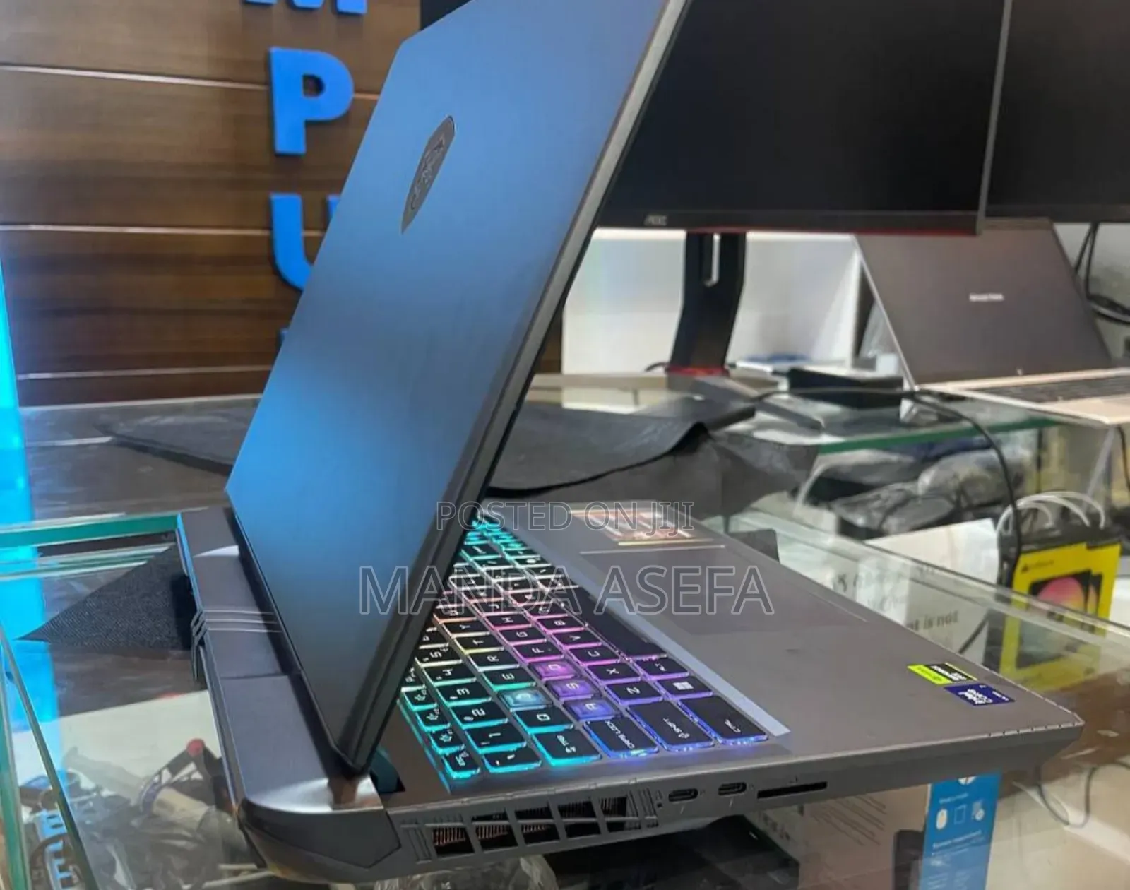 New Laptop MSI Vector GP68 HX 13V 16GB Intel Core Ultra 7 SSD 1T