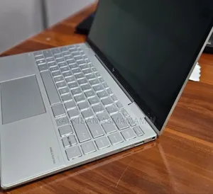 New Laptop HP Envy X360 8GB Intel Core I7 SSD 512GB