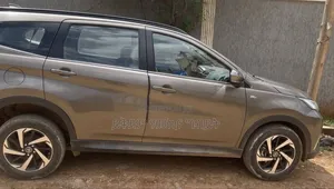 Toyota Rush 2021 Gray