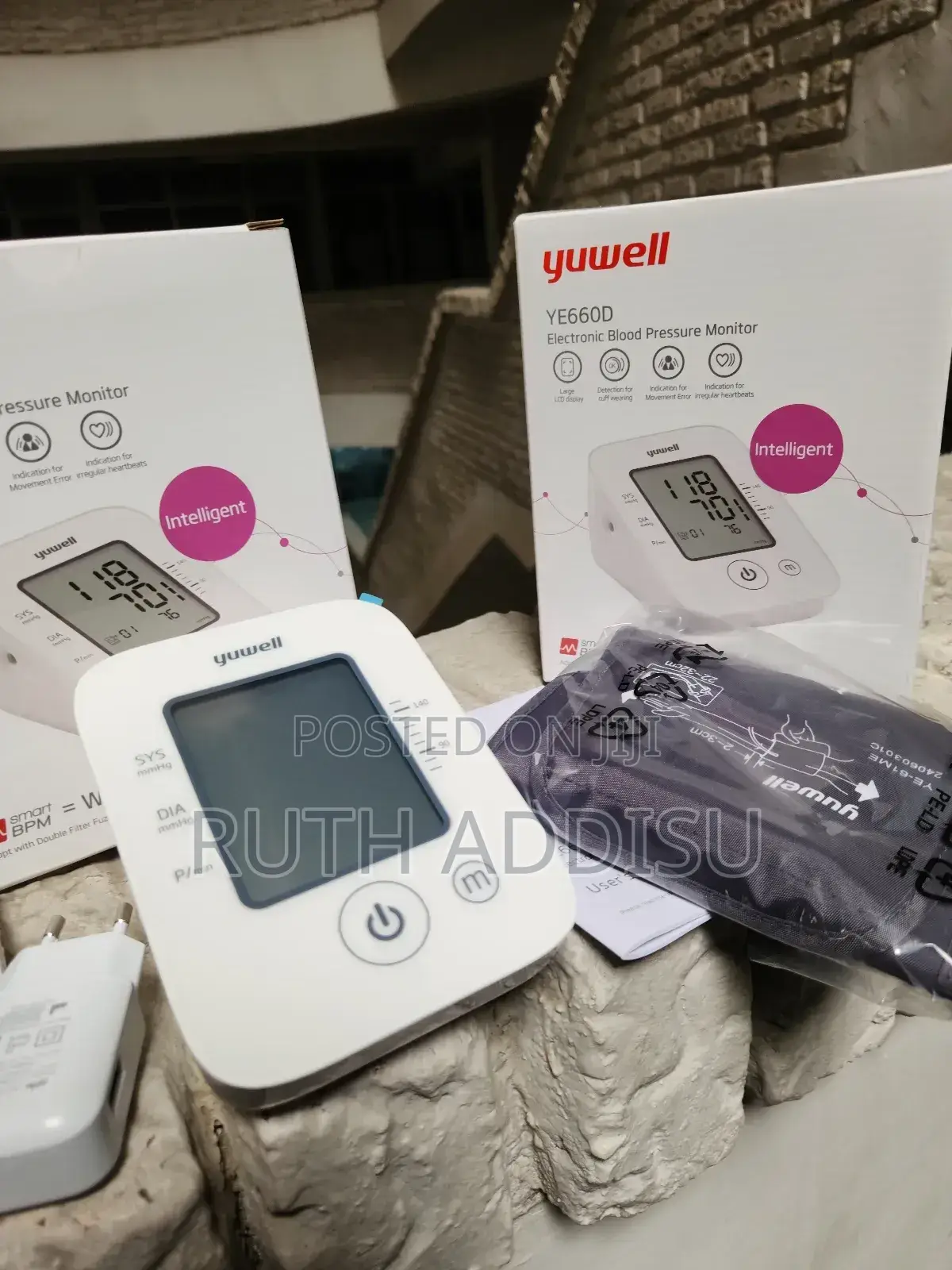 Blood Pressuer Monitor森嚴digital Blood Pressure Monitor New