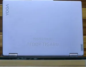 New Laptop Lenovo Yoga 7i 16GB Intel Core I7 SSD 512GB