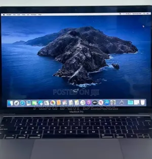 New Laptop Apple MacBook Pro 8GB Intel Core I5 SSD 256GB