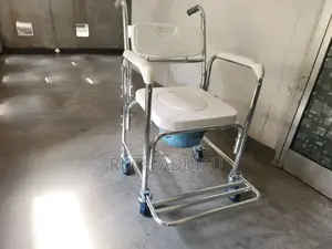Photo - Commode Wheelchair墙囂wheelchair Commod3肴祟commode Wheelchair