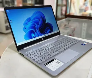 New Laptop HP Stream Notebook 8GB Intel Core I7 SSD 512GB