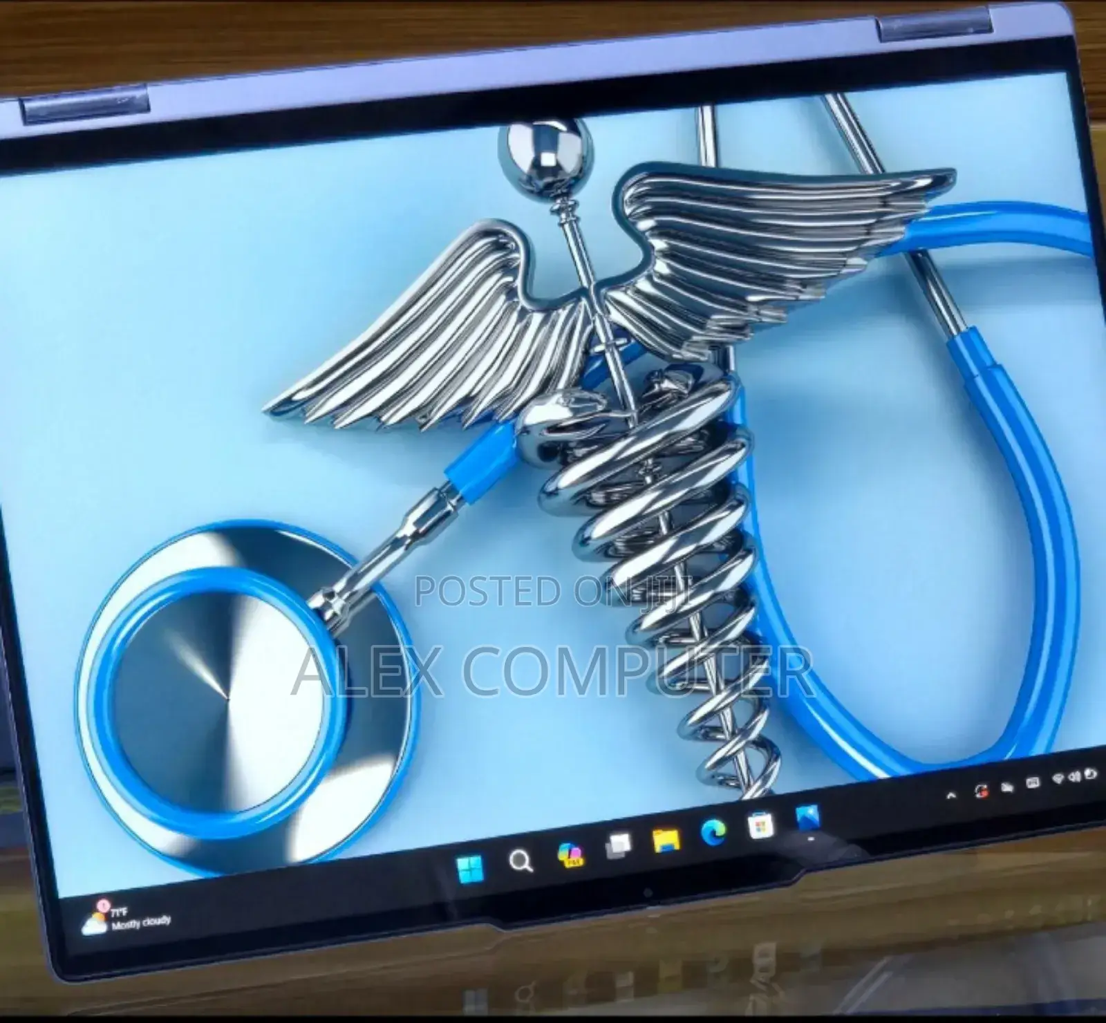 New Laptop Lenovo Yoga 7i 16GB Intel Core I7 SSD 512GB