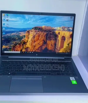 New Laptop HP ZBook 15 16GB Intel Core I7 SSD 512GB