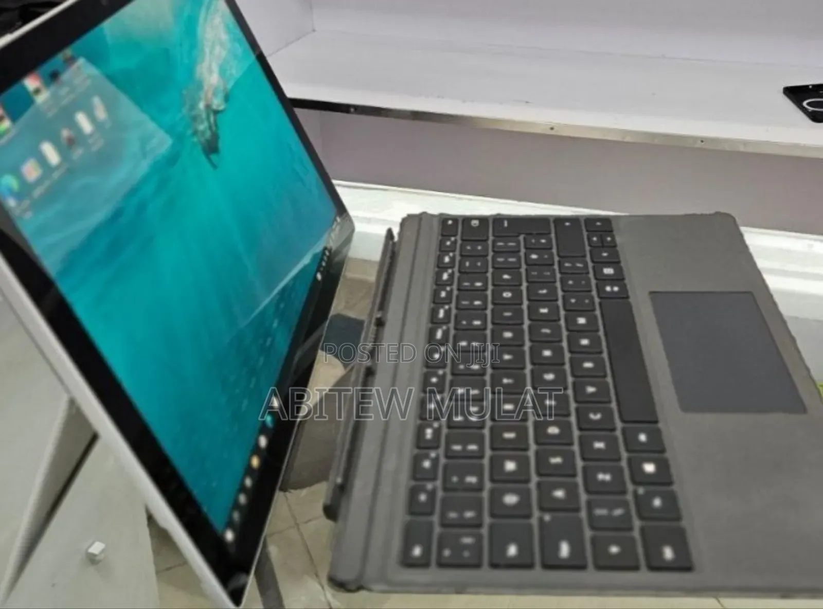 New Laptop Microsoft Surface Pro 6 8GB Intel Core I7 SSD 256GB