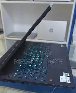 New Laptop Dell G15 5511 16GB Intel Core I7 SSD 512GB