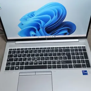 New Laptop HP EliteBook 850 G8 16GB Intel Core I7 SSD 512GB