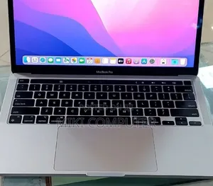 New Laptop Apple MacBook Pro M1 8GB Intel SSD 512GB