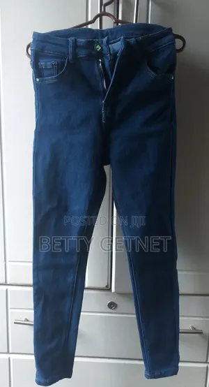 Photo - Small Size Jeans