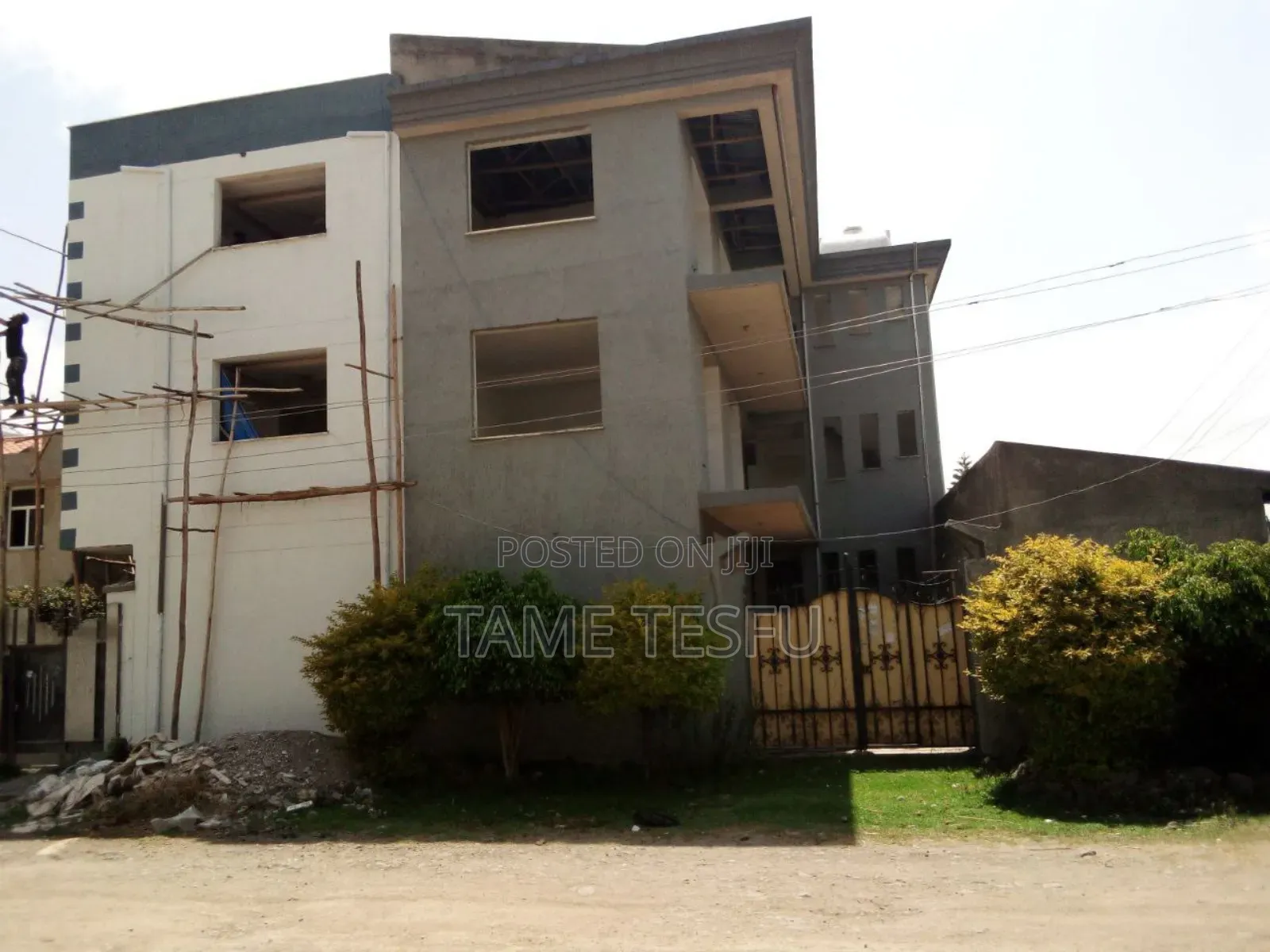 5bdrm House in Tafoo, Oromia-Finfinne for sale