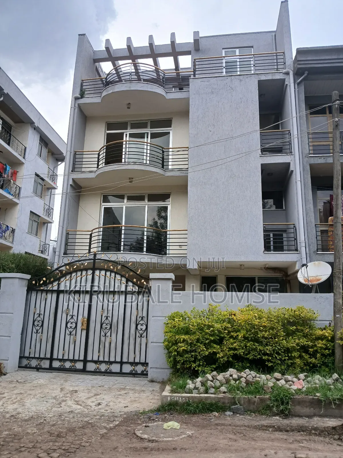 4bdrm Villa in ሳመት ፍየልቤት94ካሬ ጂ+3, Bole for rent
