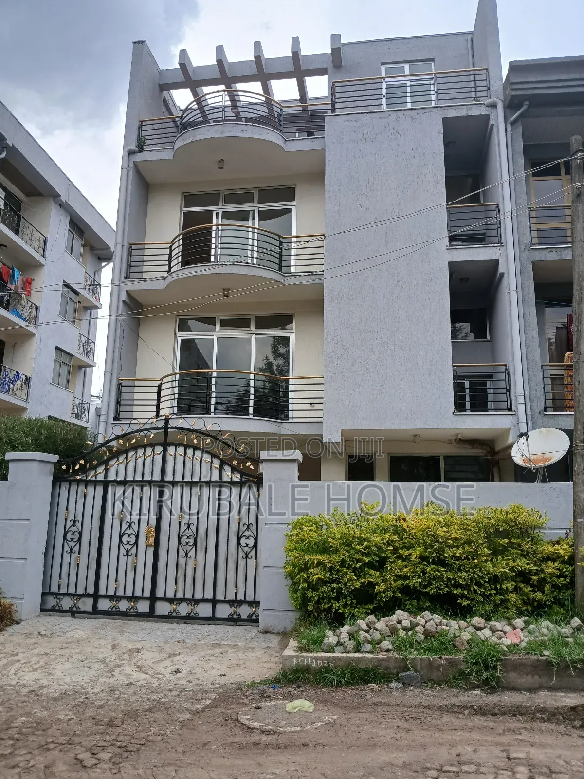 4bdrm Villa in ሳመት ፍየልቤት94ካሬ ጂ+3, Bole for rent