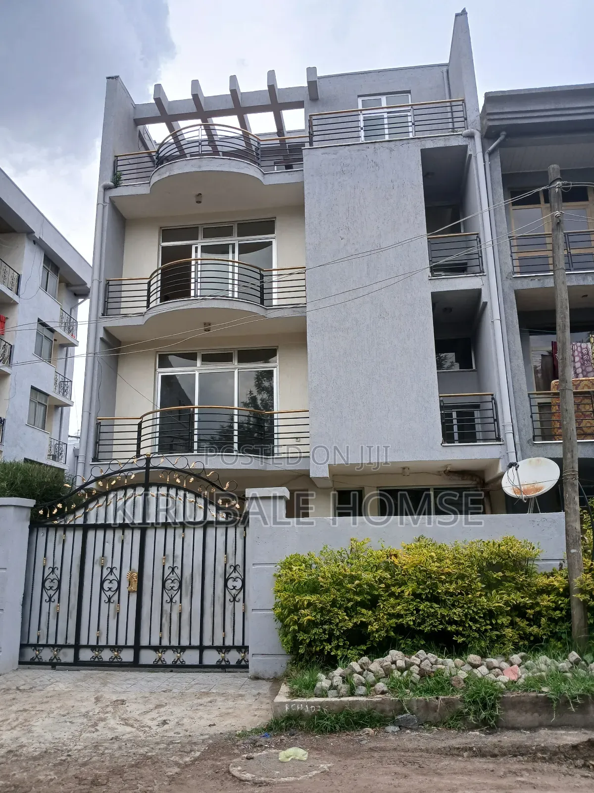 4bdrm Villa in ሳመት ፍየልቤት94ካሬ ጂ+3, Bole for rent
